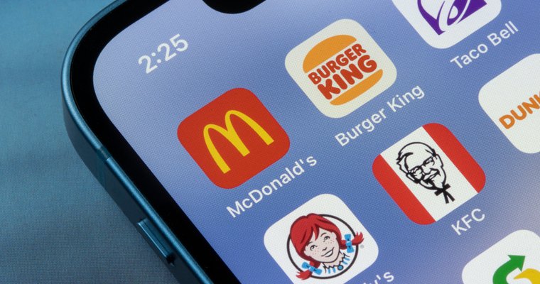 smartphone showing restaurant apps