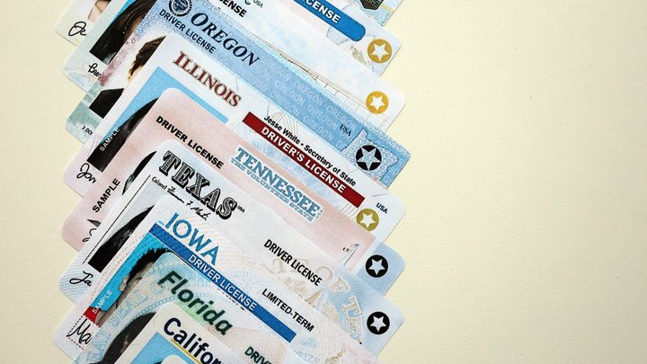 Mobile kiosks help Arizona homeless get IDs