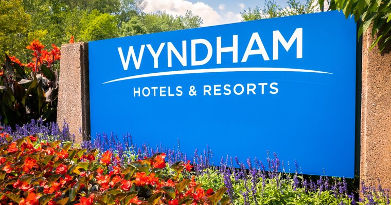 outside view of a Wyndham hotel sign