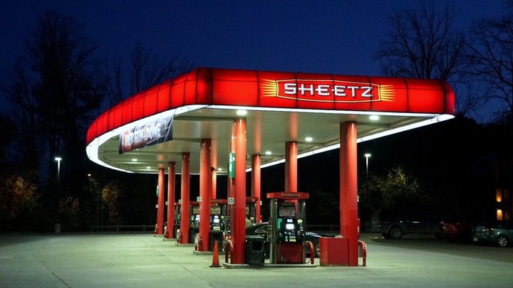 Sheetz store rebuild features kiosks, self-checkout