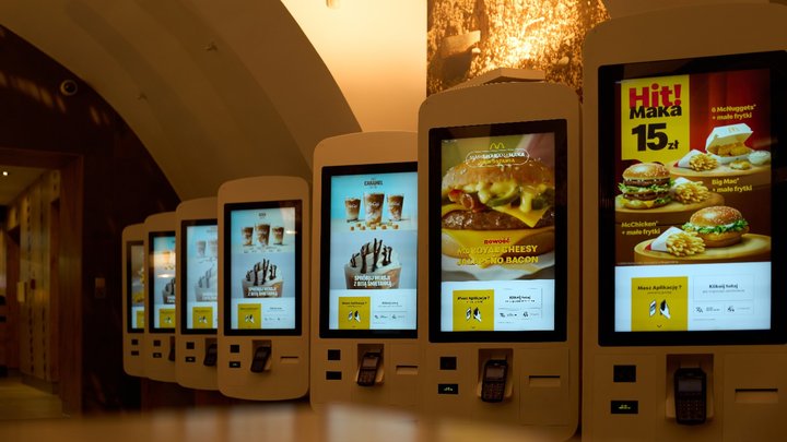 Loyalty transactions surge 28% as QSR habits shift; kiosks rising in popularity