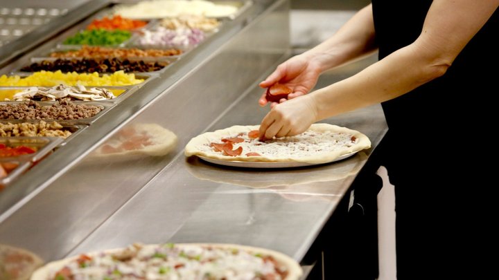 A taste of home: the 40-year legacy of Figaro's Italian Pizza