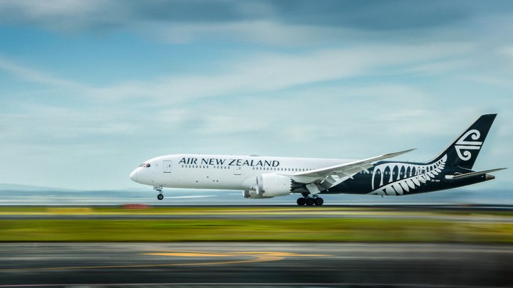 New Zealand airline expands next-gen kiosk network