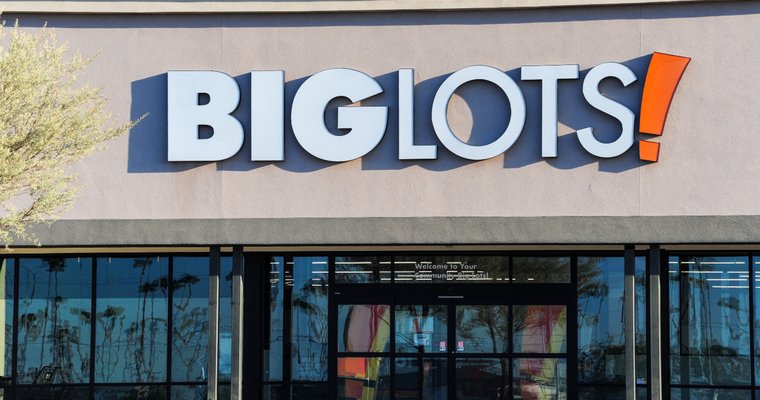Big Lots closes sale deal for several hundred stores