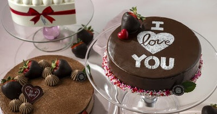 'All You Need Is Love…' and Paris Baguette awards