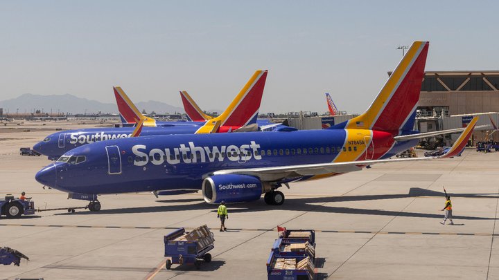 Southwest Airlines debuts free inflight WiFi to rewards members