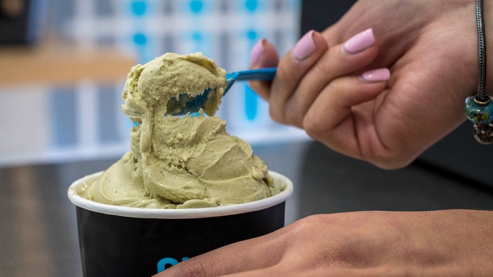 Why Chill-N Nitrogen Ice Cream betting the farm on supply chain transparency cover image iRuPkz2o Chill