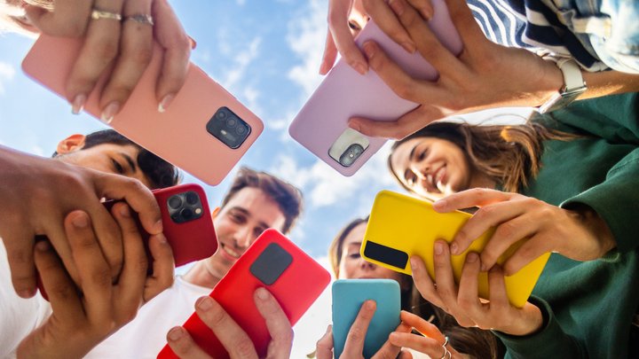 From likes to buys: How social media is redefining retail
