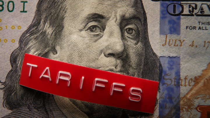 Consumers likely not cashing in on tariff refunds