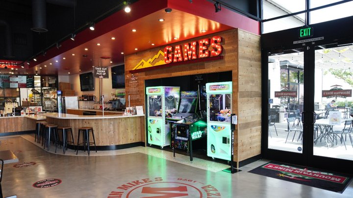 Mountain Mike's Pizza opens in Edmond, Oklahoma