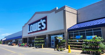 view of a Lowe's store
