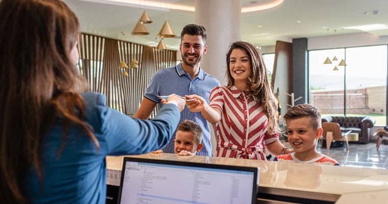 A traveler’s guide to hotel rewards programs