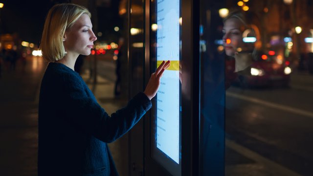 Digital signage provides fuel for interactive outdoor kiosks