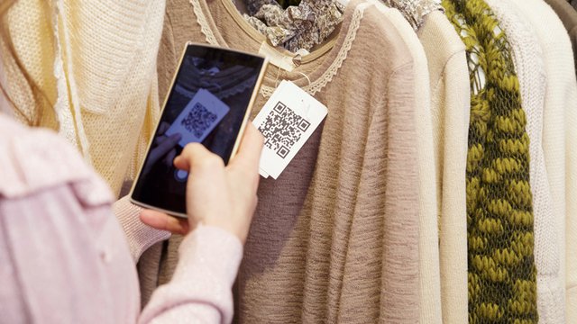 Mobile scan-and-go: From cashier to concierge