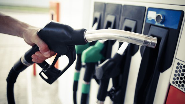 Digital signage at the pump: a consumer's perspective