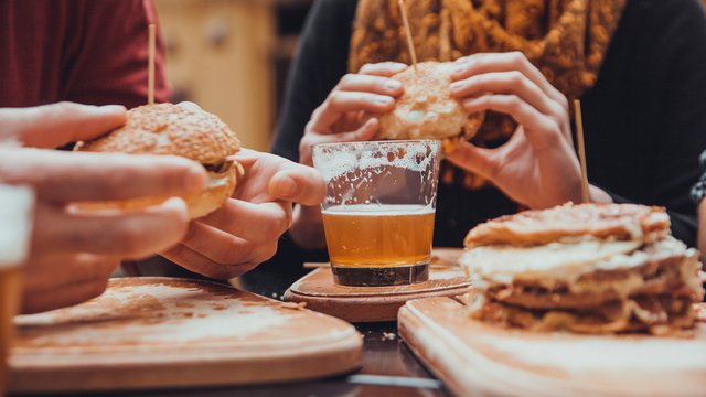 How fast casuals can use government incentives to brew craft beer