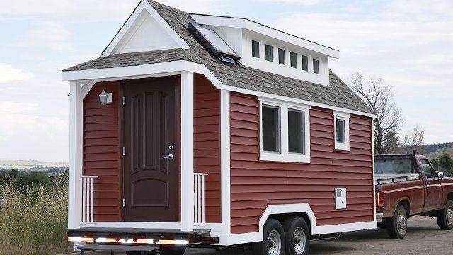Plastics Make a Tiny House More Energy Efficient