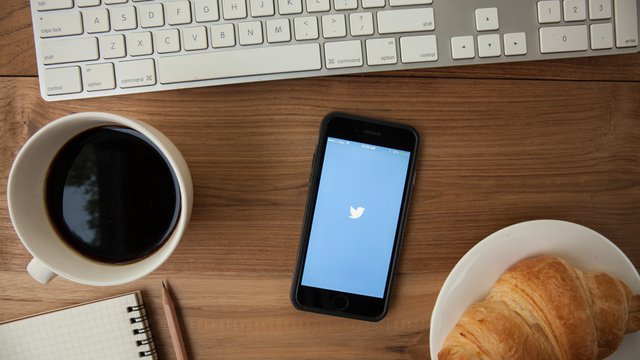 Can Twitter make bitcoin easier to use?