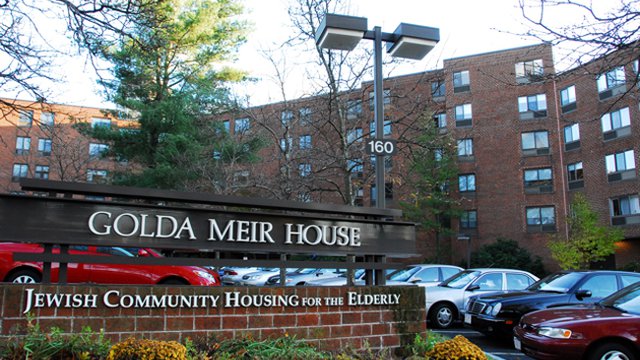 Mass. organization steps up to building challenge