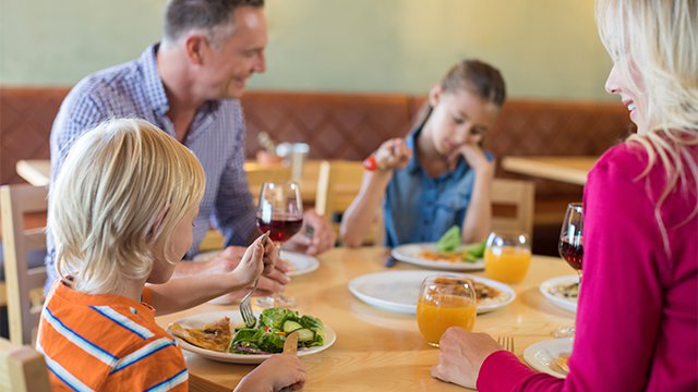 The Pros and Cons of Family-friendly Restaurants