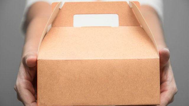 The QSR Delivery Decision: 5 factors to know before you hit the road