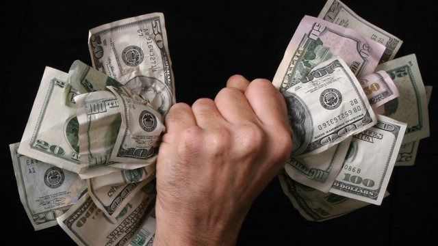 Never mind what you heard; millennials use cash