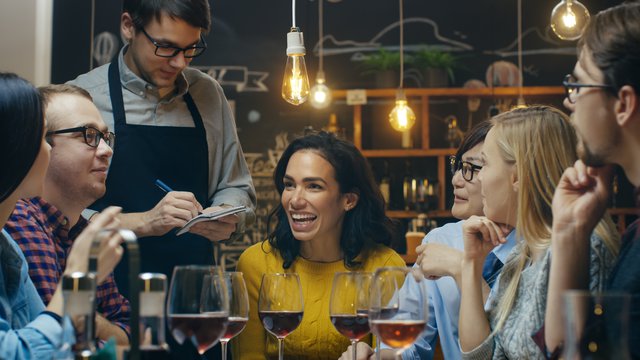 Research: Short wait times, ambiance important to fast casual customers