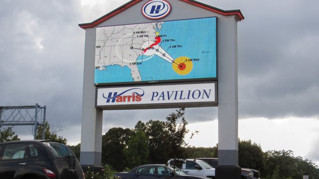 Watchfire Signs' display highlights hurricane info in North Carolina