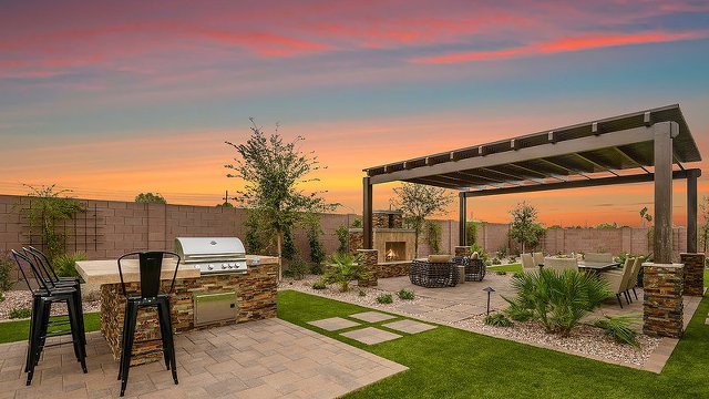 Homebuyers Willing to Sacrifice Home Square Footage to Gain Outdoor Space
