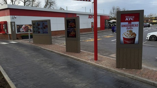 4 ways to 'dress' your digital drive thru menu board for the weather