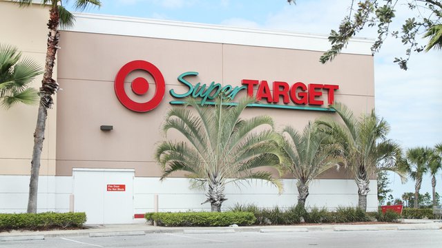 What Target's mobile payments plan says about today's retail trends