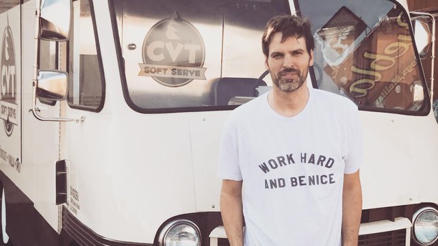 Rekindling childhood memories, truck brings soft serve ice cream to Los Angeles