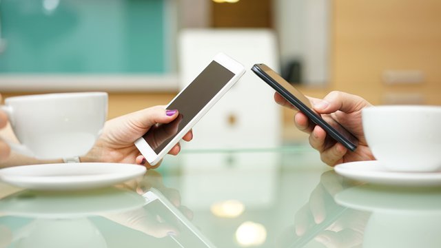Mezu trumpets privacy with new mobile P2P app