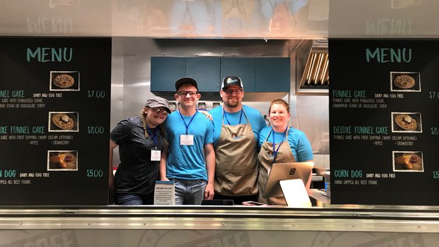 Twin Cities entrepreneur finds fast success with gluten-free food trailer