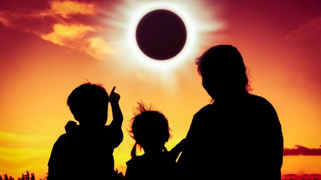 Nest Smart Thermostat Prepared for the Solar Eclipse