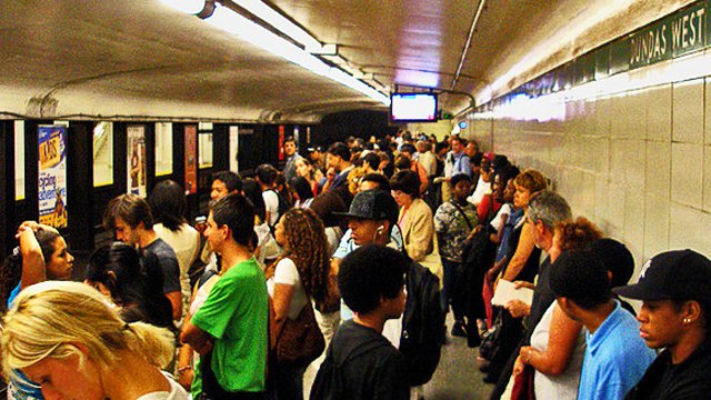 Best digital signage layouts: 3 designs for 3 types of viewers