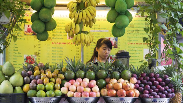 Why 'locally sourced,' 'organic' aren't just buzzwords