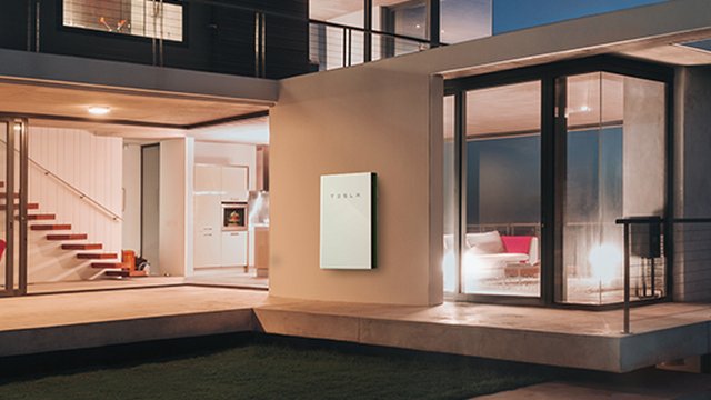Homebuilder offers Tesla Powerwall for true net zero living