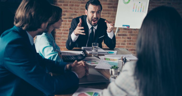 3 ways to avoid the leadership chaos found in the emotional extremes