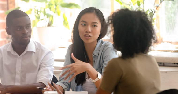 11 lousy listening habits leaders must avoid