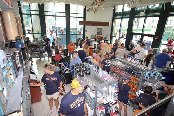 Detroit Tigers Store at Comerica Park, Opening Day 2011 | Retail
