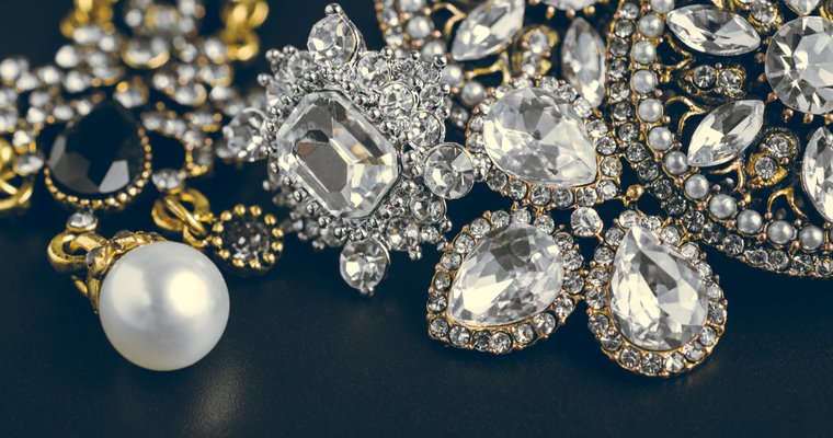 Jeweler launches insurance app | Retail Customer Experience