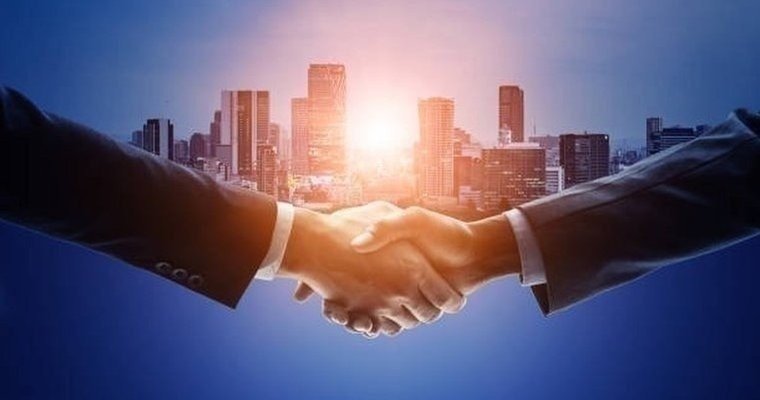 TouchMate teams with Loop, Smartify Media on EV charging kiosks