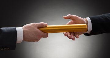 4 reasons to talk about leadership transitions