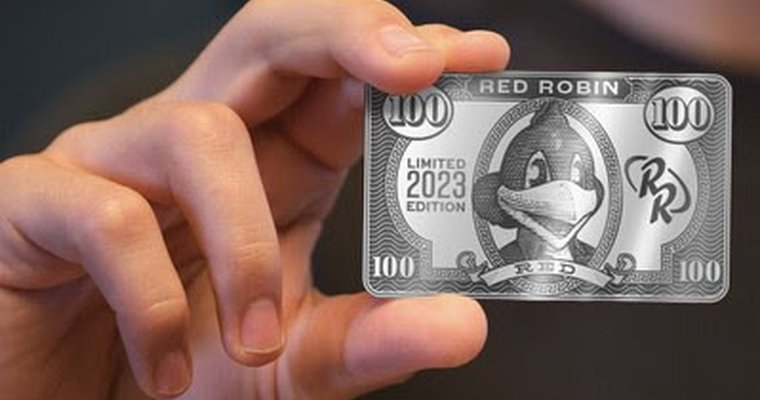 Red Robin debuts gift card with a freebie