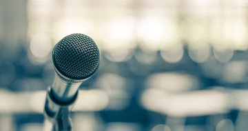 How to host and compensate guest speakers