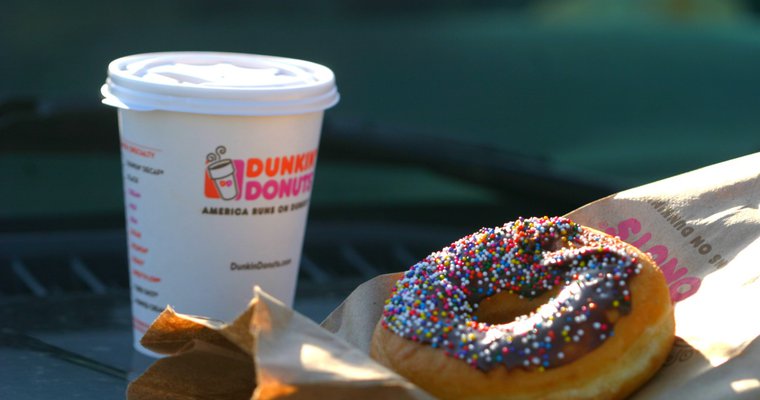 Dunkin' pairs with Harpoon Brewery for fall beer offerings - Vimarsana News