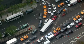 4 bottlenecks that are choking your leadership