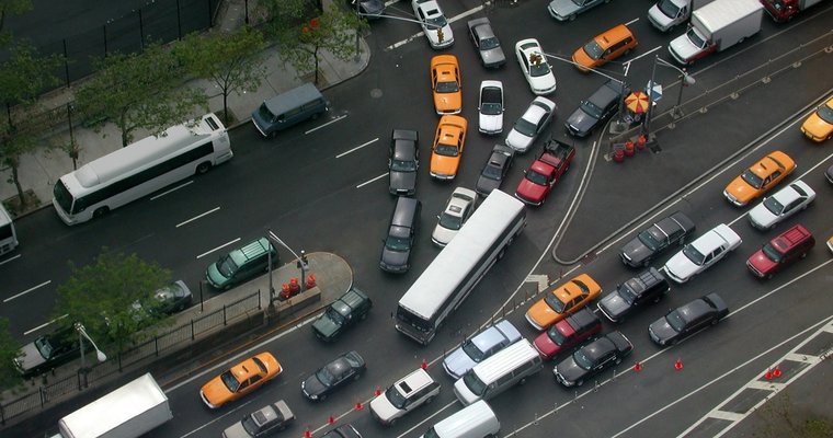 4 bottlenecks that are choking your leadership
