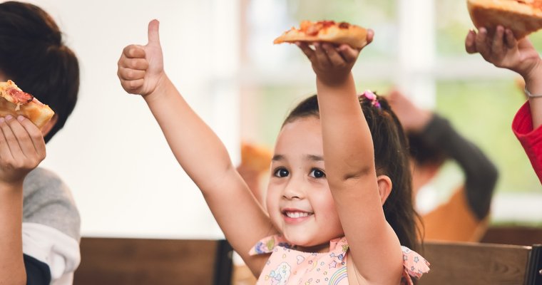 Red's Savoy Pizza offers free pizza to kids on Mondays in October - Vimarsana News